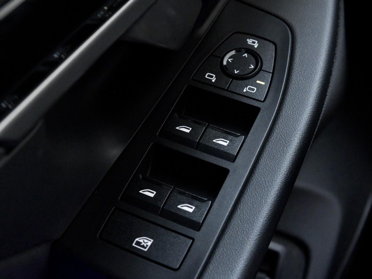 2024 BMW 530 i xDrive 4dr All-Wheel Drive Sedan Photo