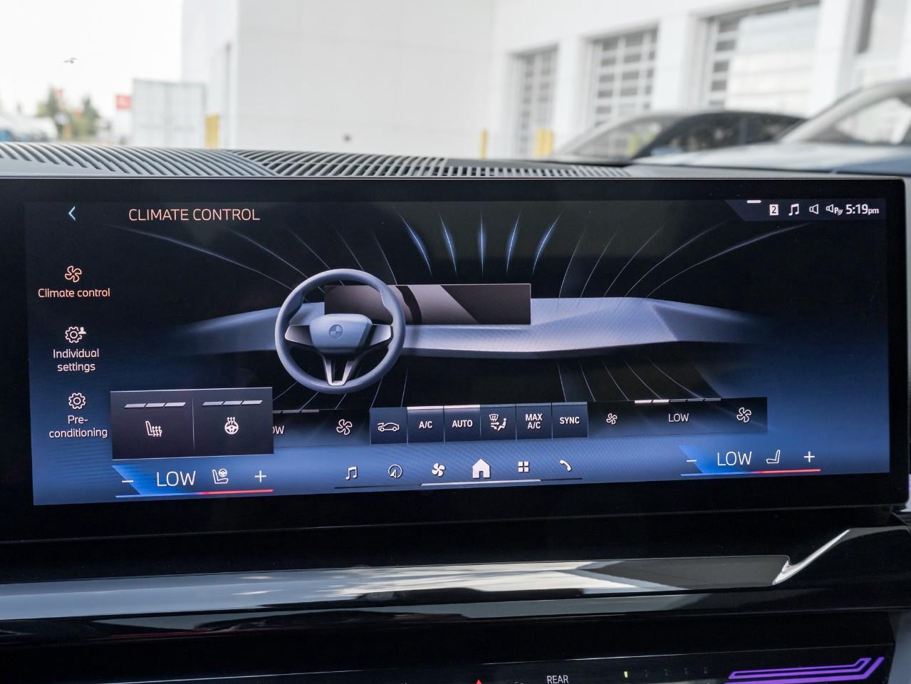 2024 BMW 530 i xDrive 4dr All-Wheel Drive Sedan Photo