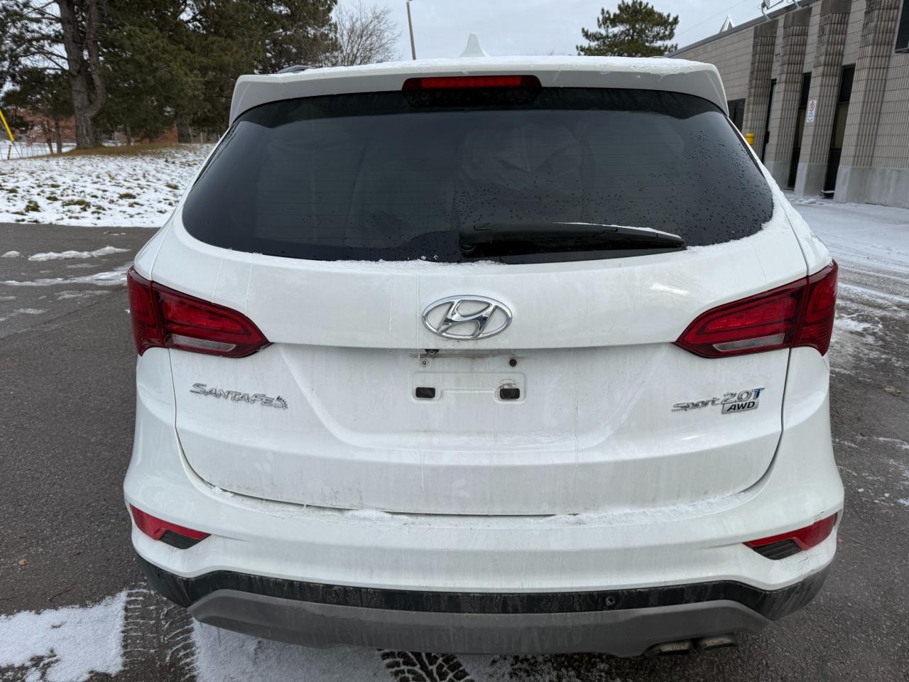 2018 Hyundai Santa Fe Sport 2.0T SE 4dr All-Wheel Drive Photo3