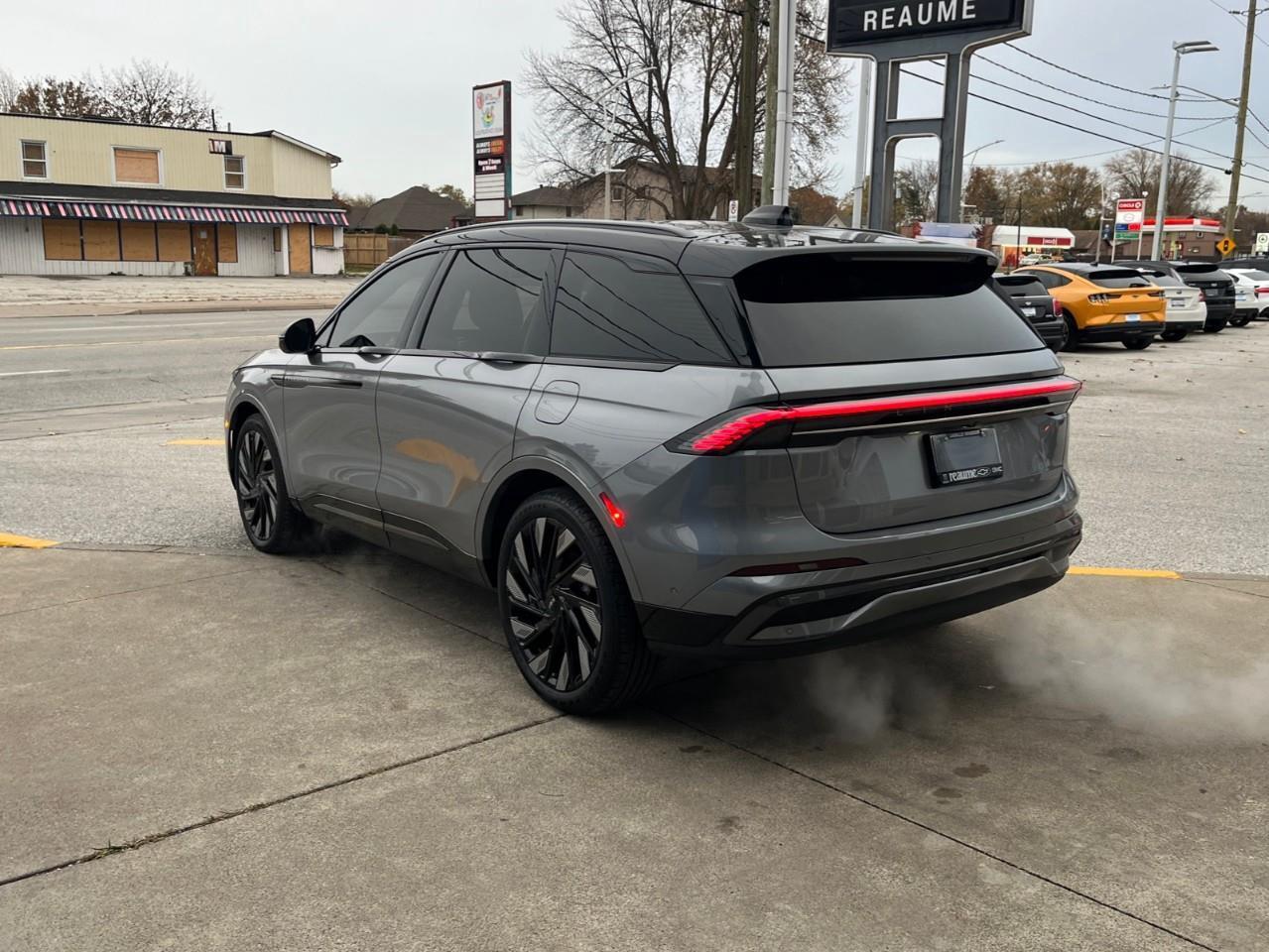 2024 Lincoln Nautilus RESERVE HYBRID HYBRID HYBRID Photo