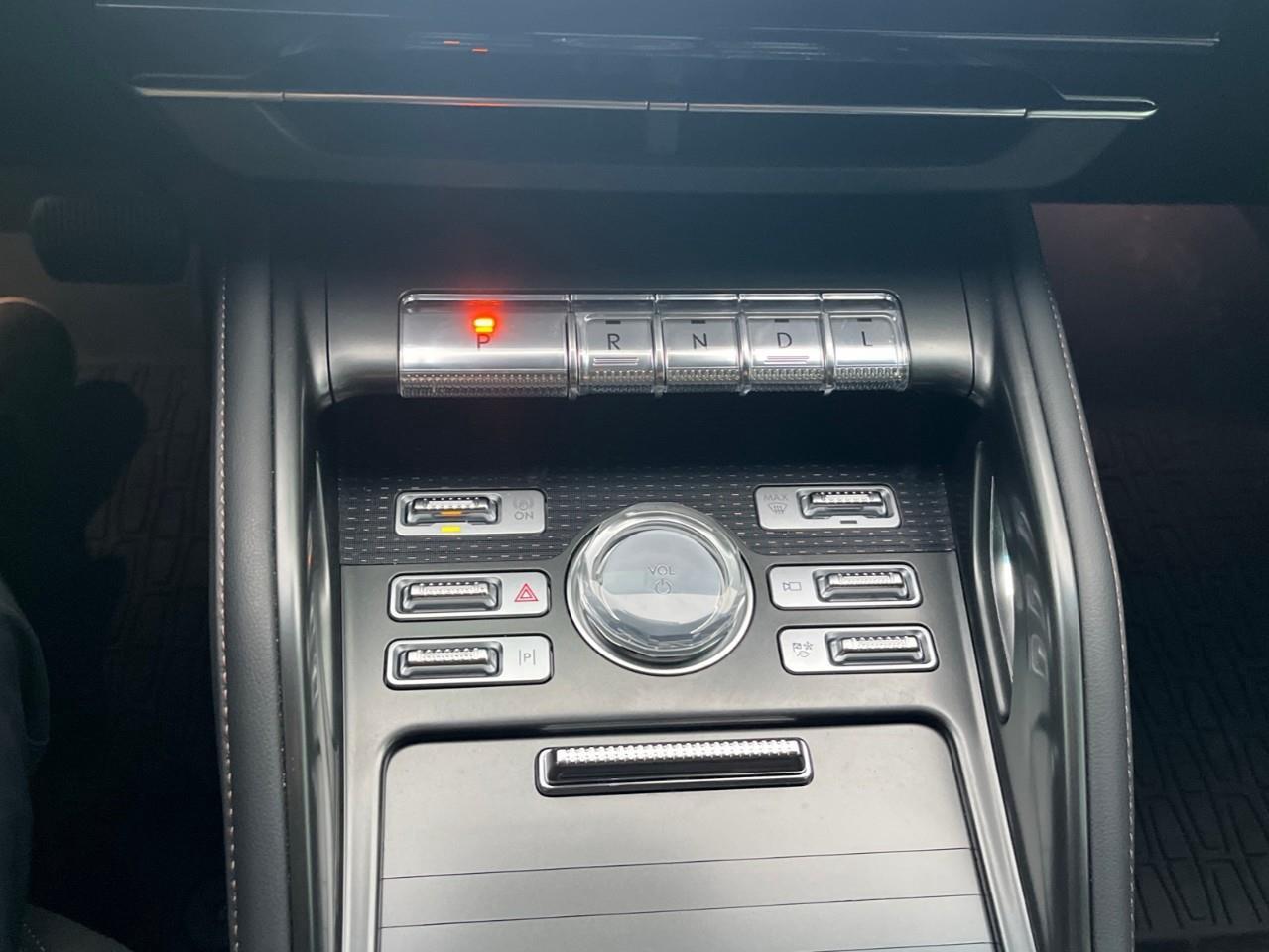 2024 Lincoln Nautilus RESERVE HYBRID HYBRID HYBRID Photo