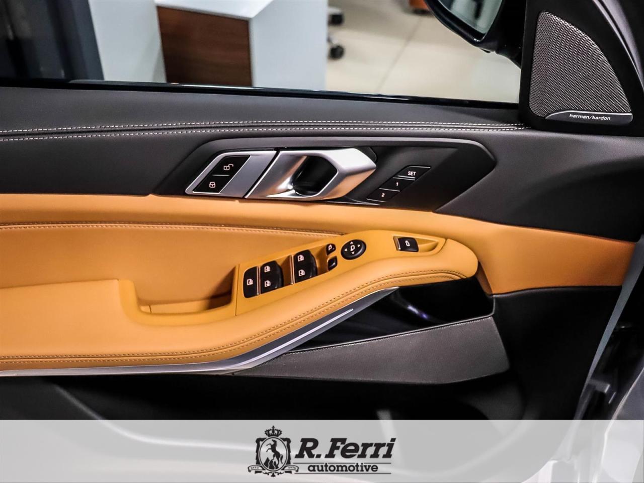 2025 BMW X5 xDrive40i 4dr All-Wheel Drive Sports Activity Vehicle Photo2