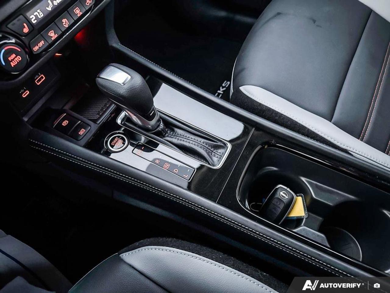 2024 Nissan Kicks SR PREMIUM   Leather Seats   360 View Camera   App Photo