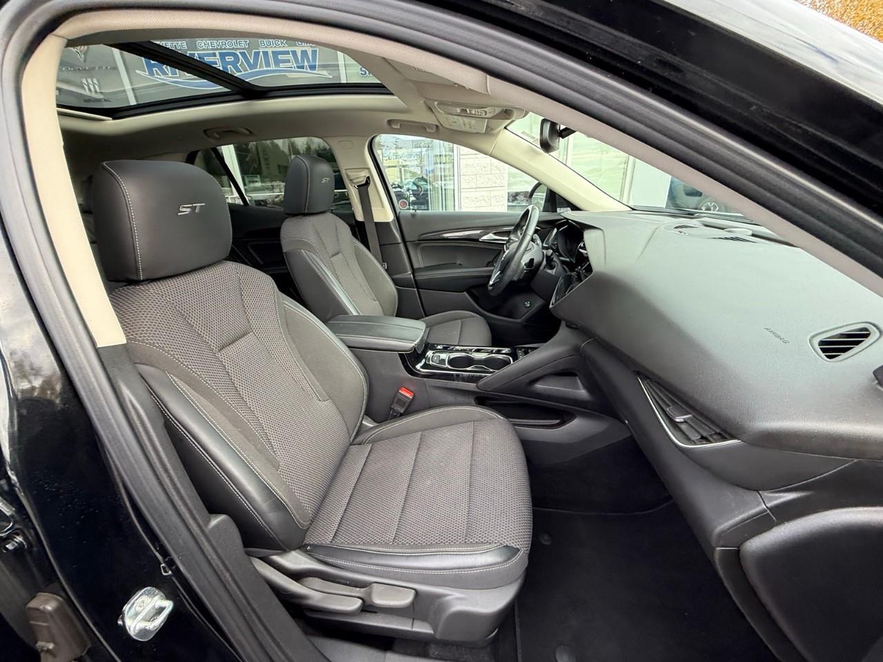 2023 Buick Envision Preferred All-Wheel Drive Photo