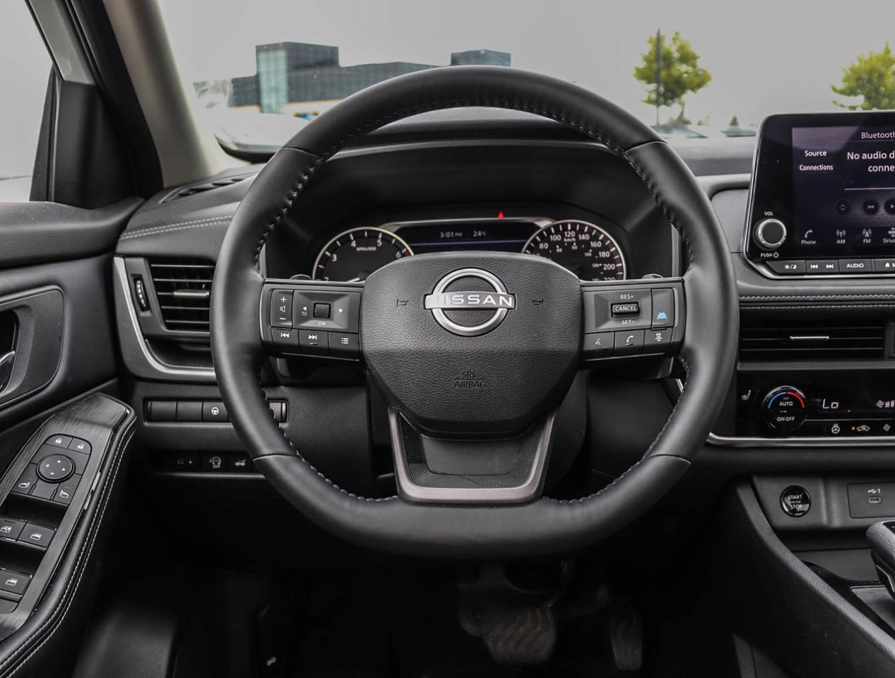 2025 Nissan Rogue SV Moonroof LEATHER/LOW RATES Photo