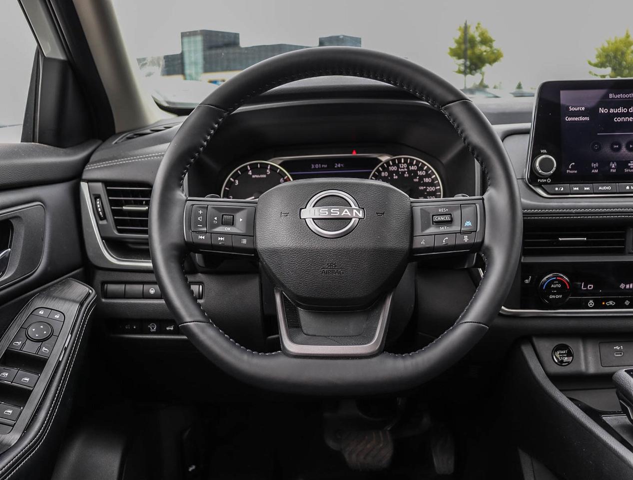 2025 Nissan Rogue SV PREMIUM Photo