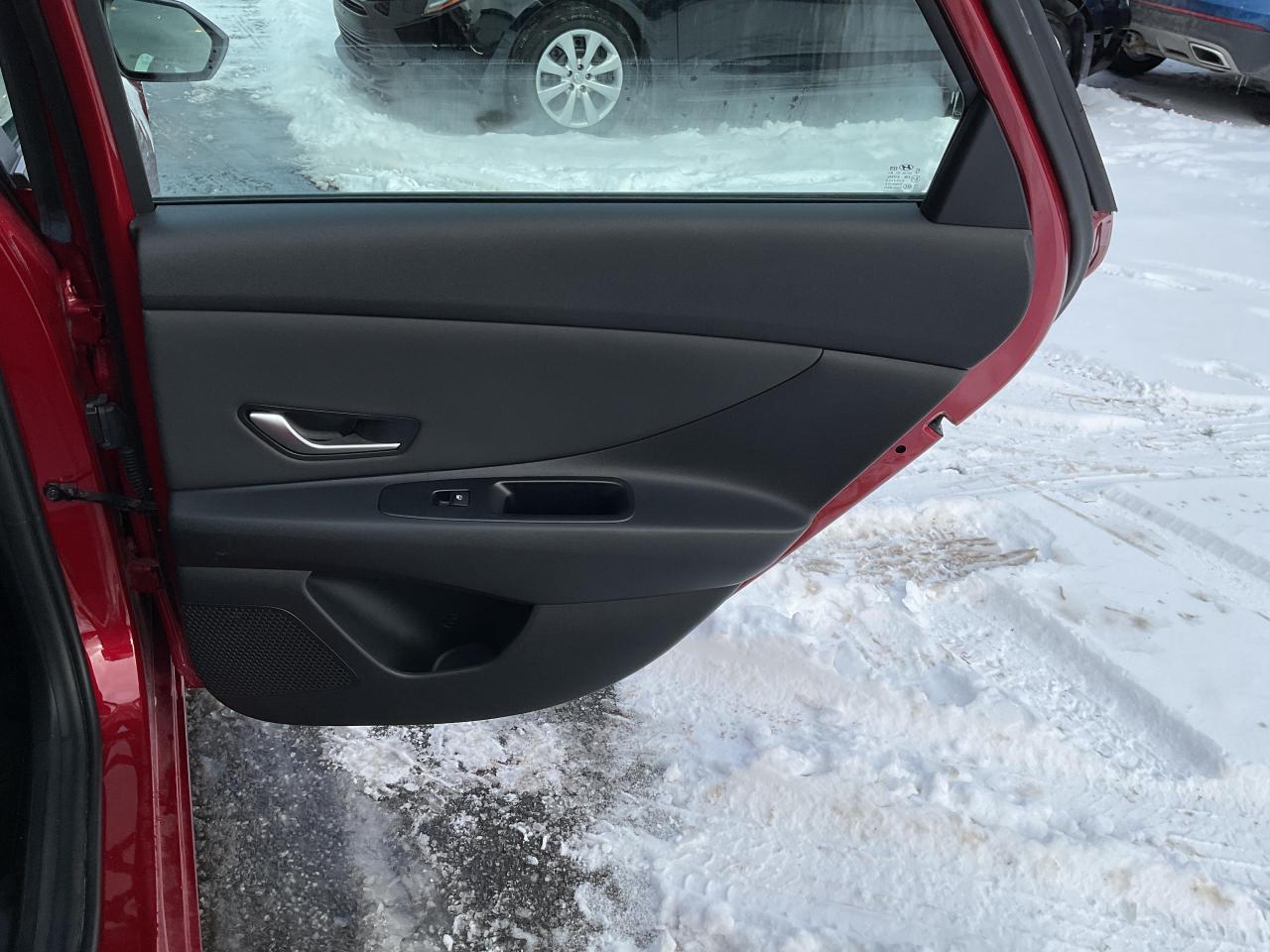 2024 Hyundai Elantra  Photo