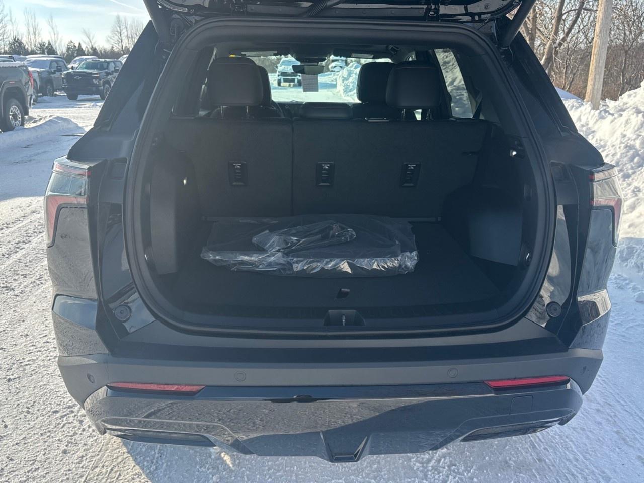 2026 Chevrolet Equinox AWD RS Photo