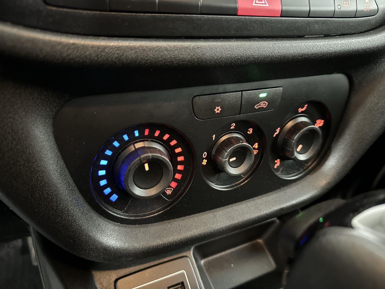 2020 RAM ProMaster City SLT Cargo Van Photo