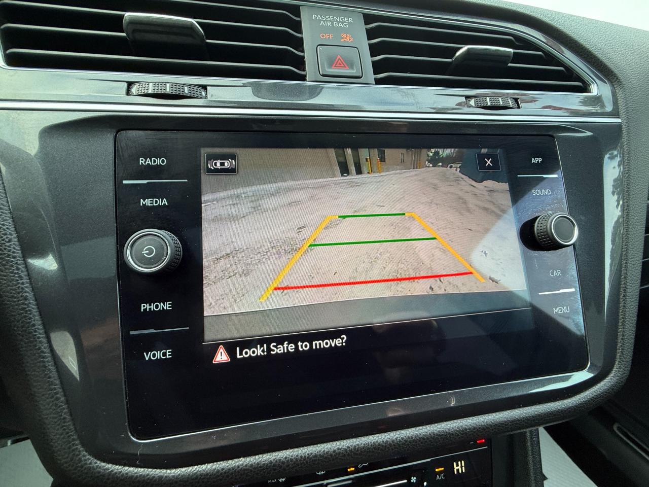 2023 Volkswagen Tiguan Comfortline R-Line Black 4dr All-Wheel Drive 4MOTION Photo