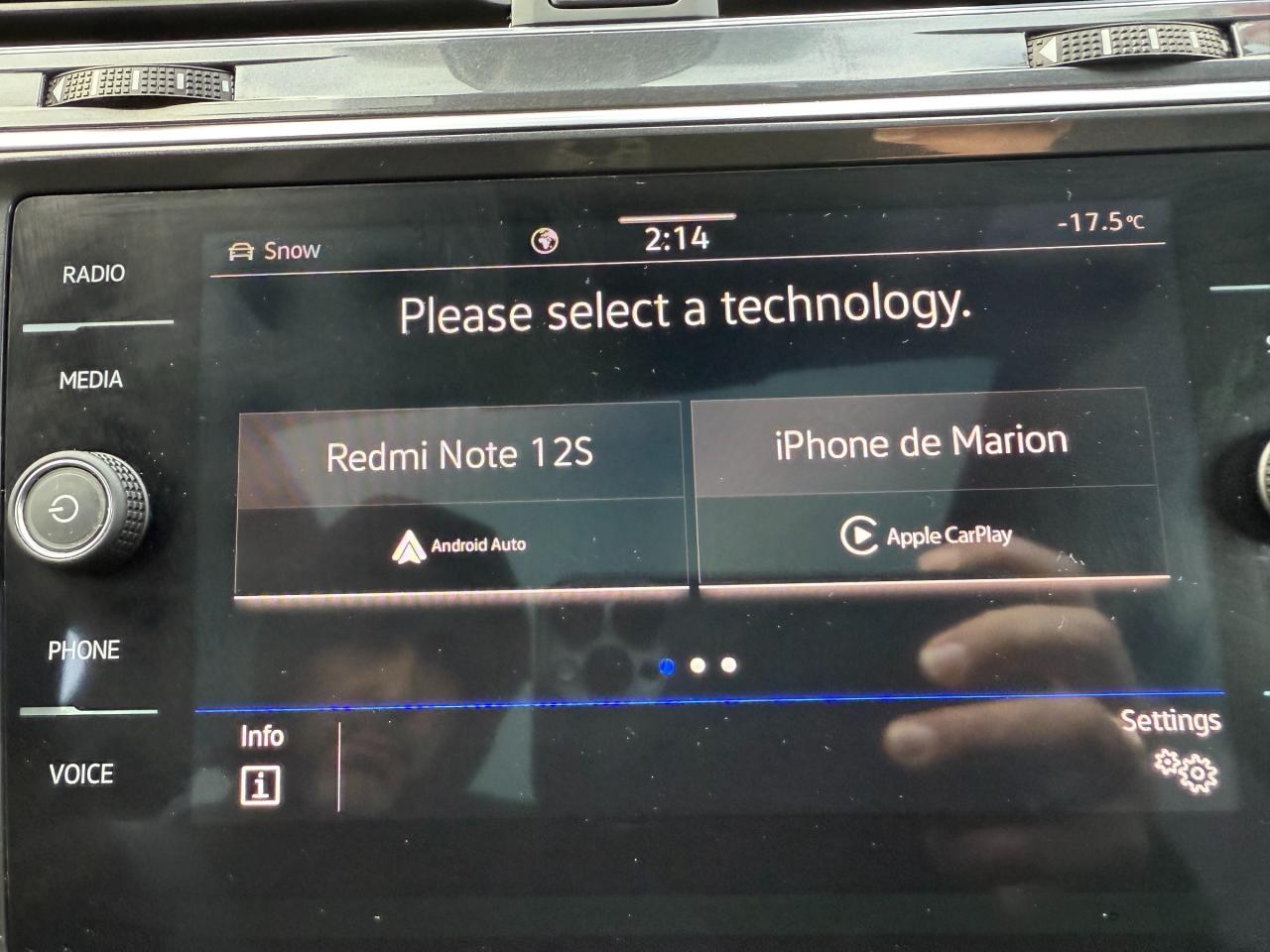 2023 Volkswagen Tiguan Comfortline R-Line Black 4dr All-Wheel Drive 4MOTION Photo