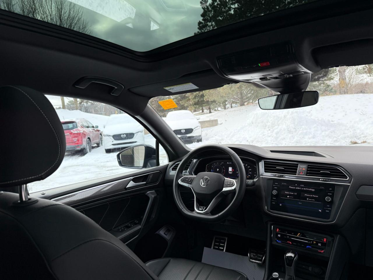 2023 Volkswagen Tiguan Comfortline R-Line Black 4dr All-Wheel Drive 4MOTION Photo