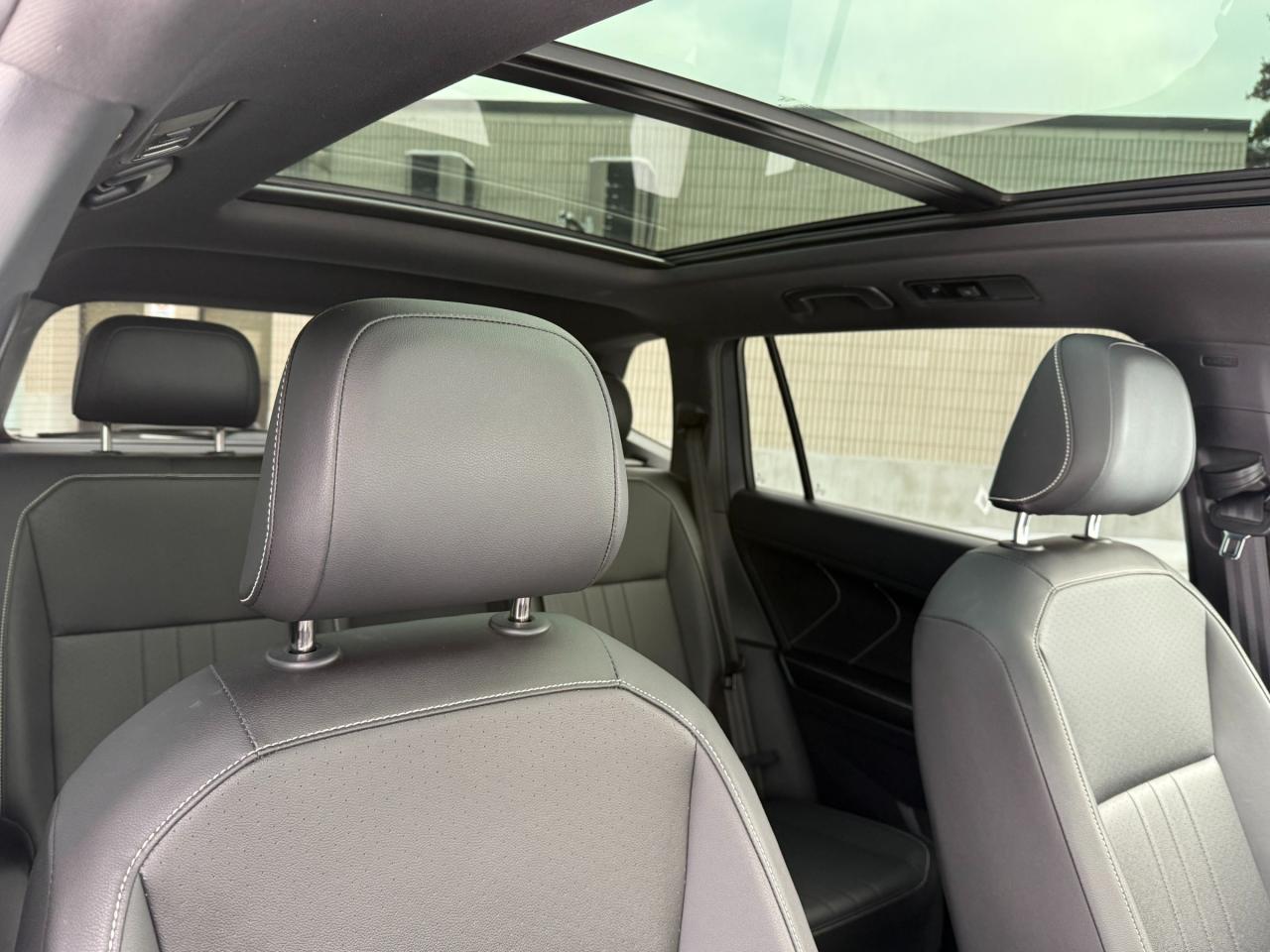 2023 Volkswagen Tiguan Comfortline R-Line Black 4dr All-Wheel Drive 4MOTION Photo