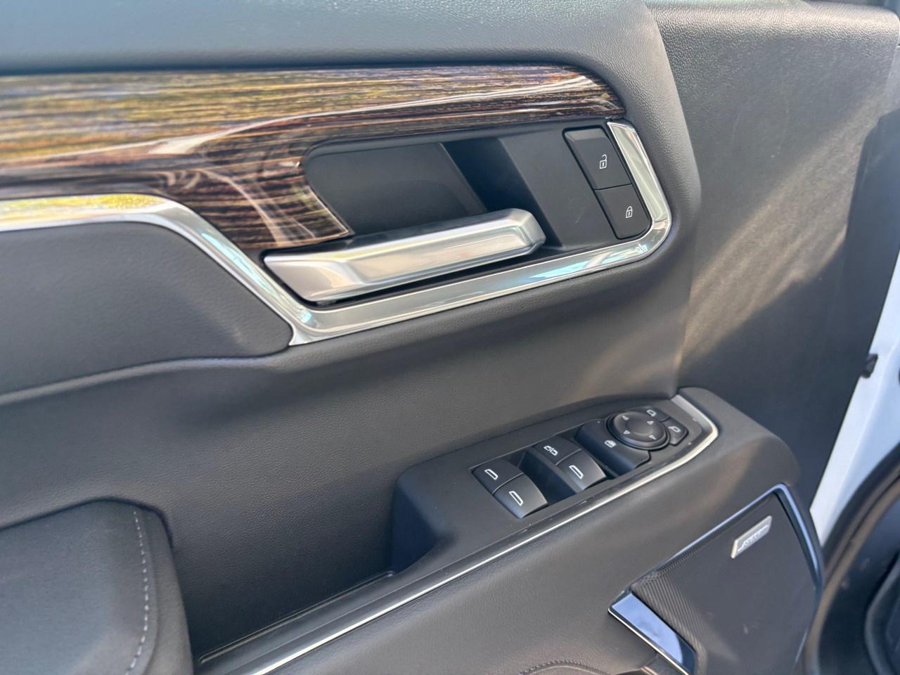 2026 GMC Sierra 1500 Crew Cab Standard Box 4-Wheel Drive Elevation Photo2