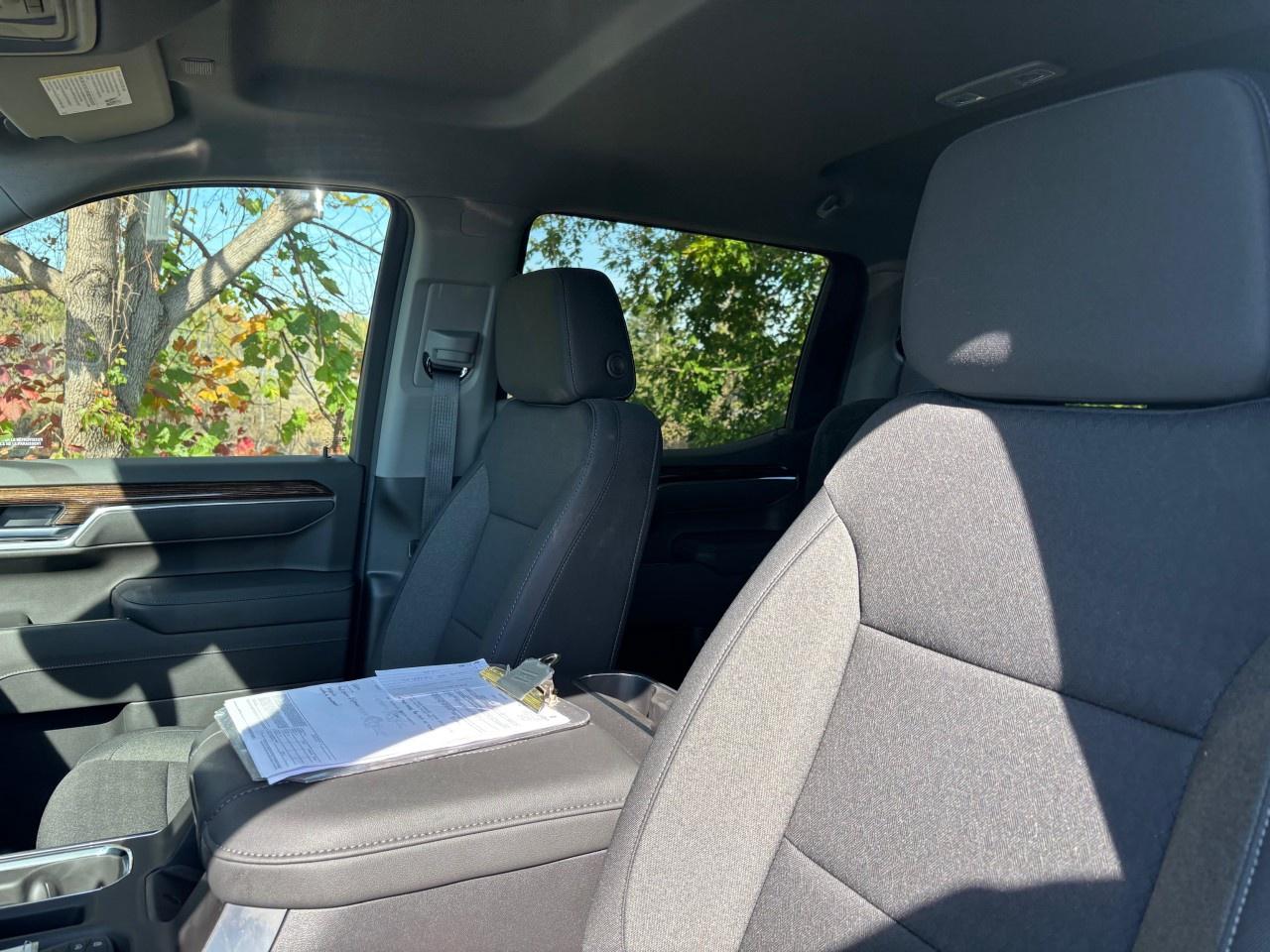 2026 GMC Sierra 1500 Crew Cab Standard Box 4-Wheel Drive Elevation Photo