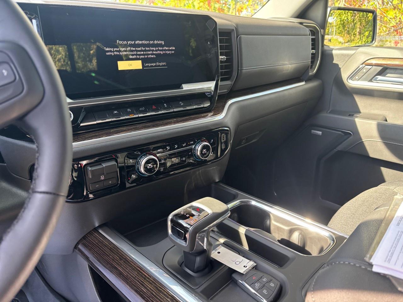 2026 GMC Sierra 1500 Crew Cab Standard Box 4-Wheel Drive Elevation Photo