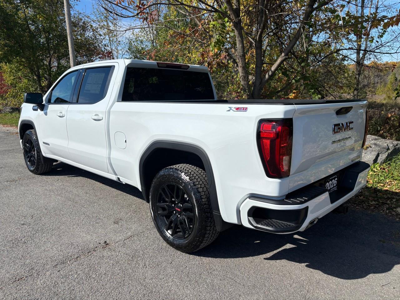 2026 GMC Sierra 1500 Crew Cab Standard Box 4-Wheel Drive Elevation Photo