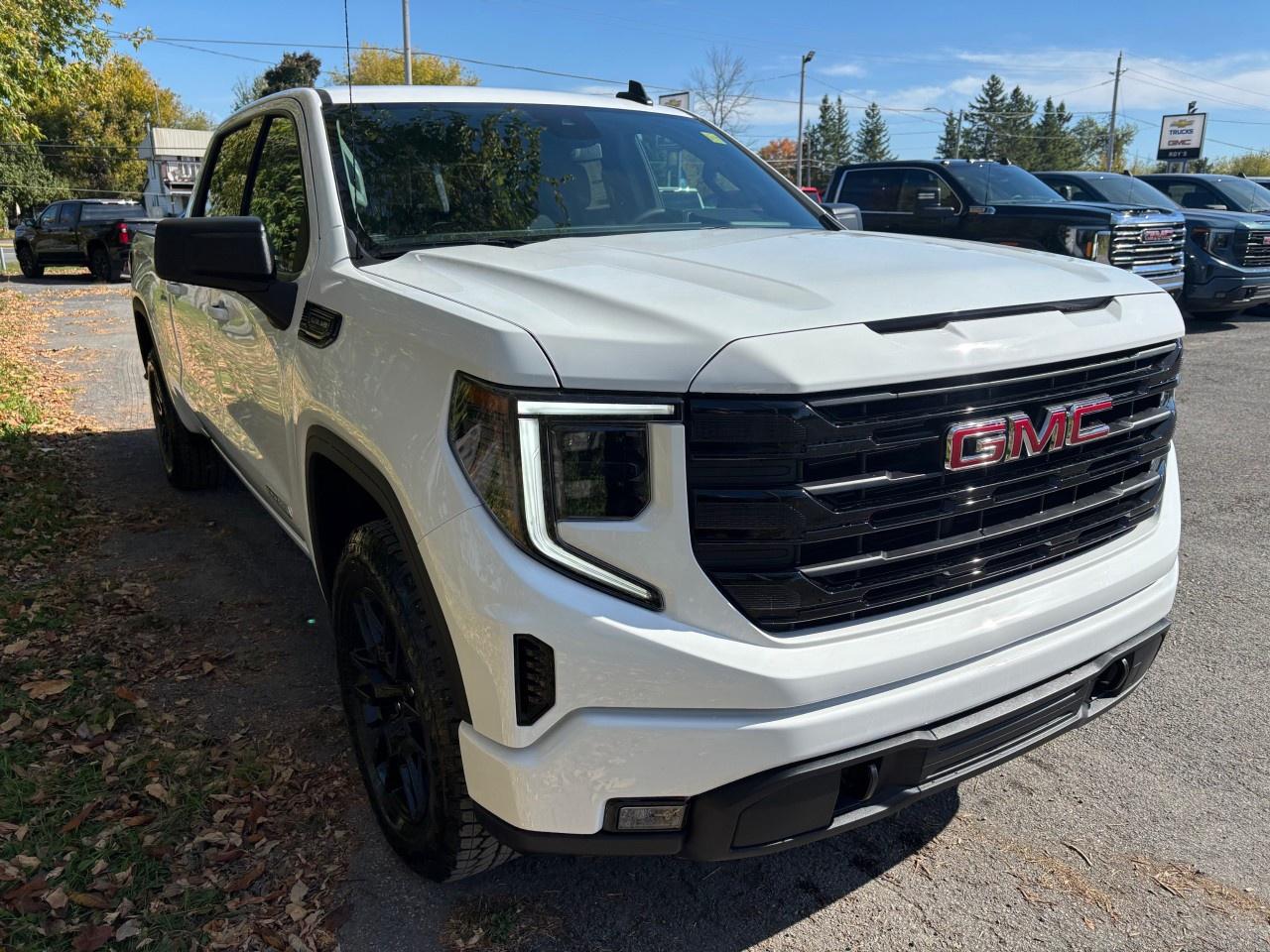 2026 GMC Sierra 1500 Crew Cab Standard Box 4-Wheel Drive Elevation Photo