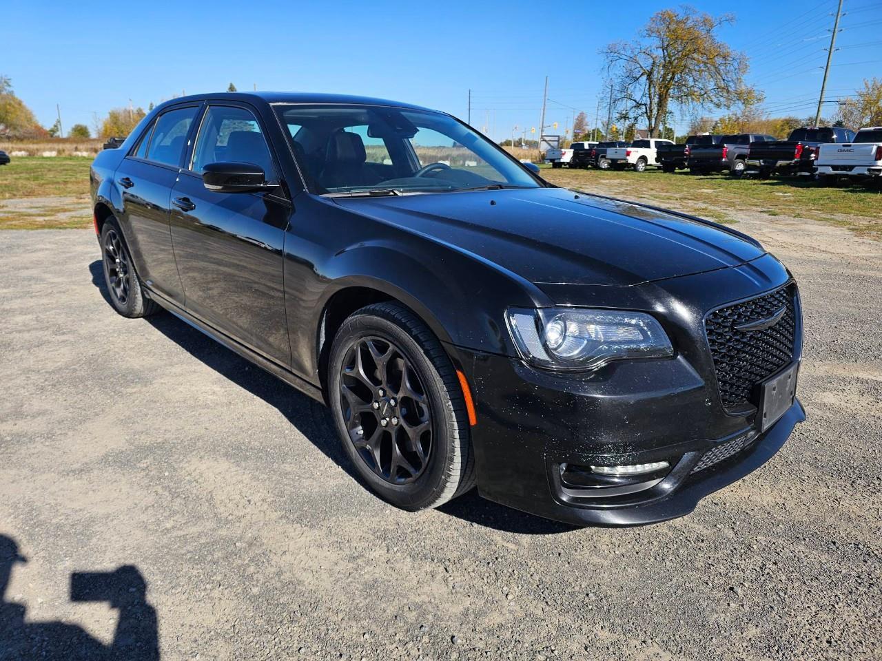 2023 Chrysler 300 Touring-L 4dr All-Wheel Drive Sedan Photo2