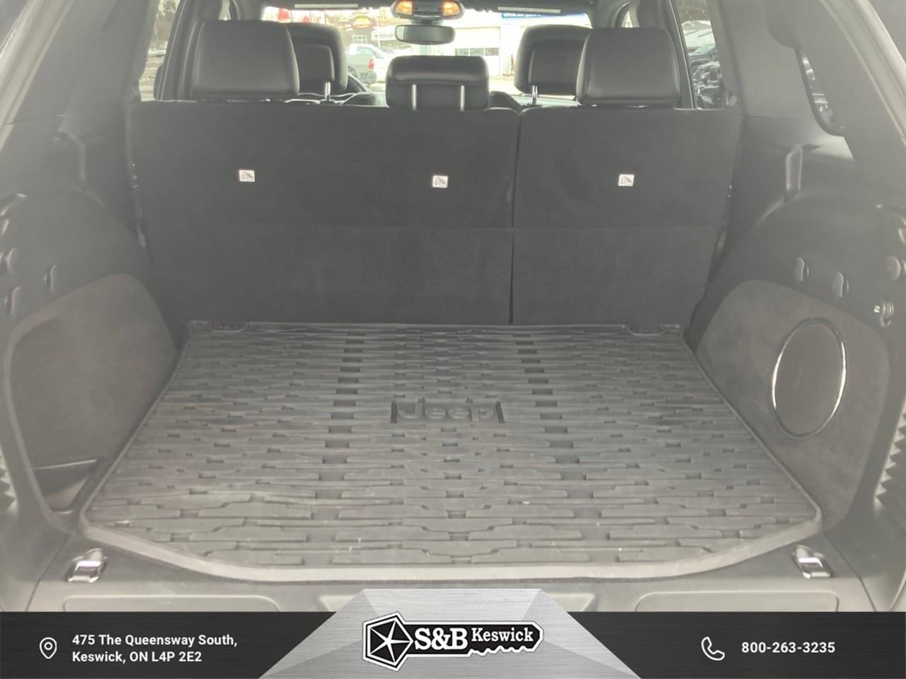 2019 Jeep Grand Cherokee Laredo 4dr 4x4 Photo