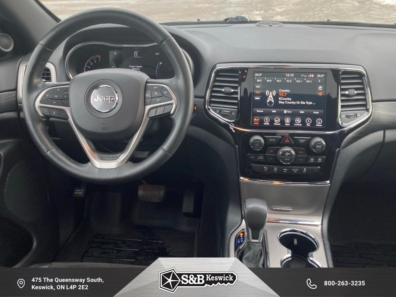 2019 Jeep Grand Cherokee Laredo 4dr 4x4 Photo