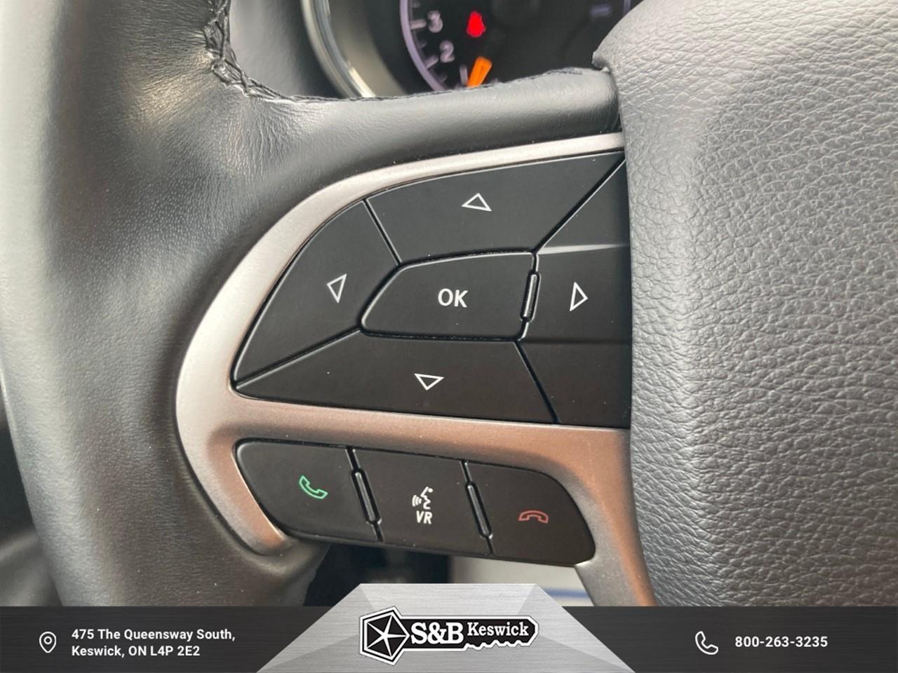 2019 Jeep Grand Cherokee Laredo 4dr 4x4 Photo