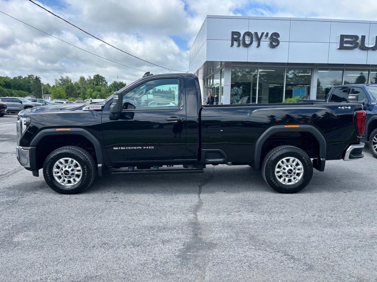 2025 GMC SIERRA 2500HD 4WD Regular Cab Long Box Pro Photo