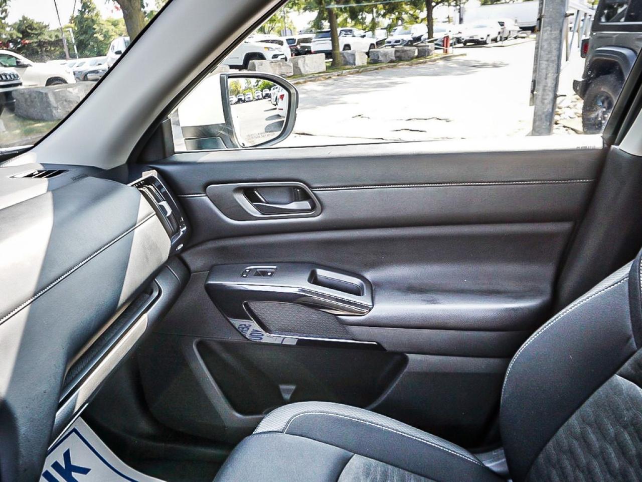 2024 Nissan Pathfinder  Photo