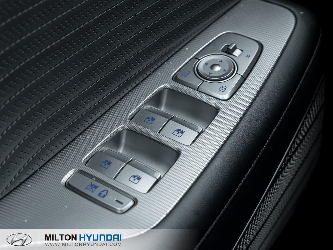 2024 Hyundai PALISADE Ultimate Calligraphy 4dr All-Wheel Drive Photo