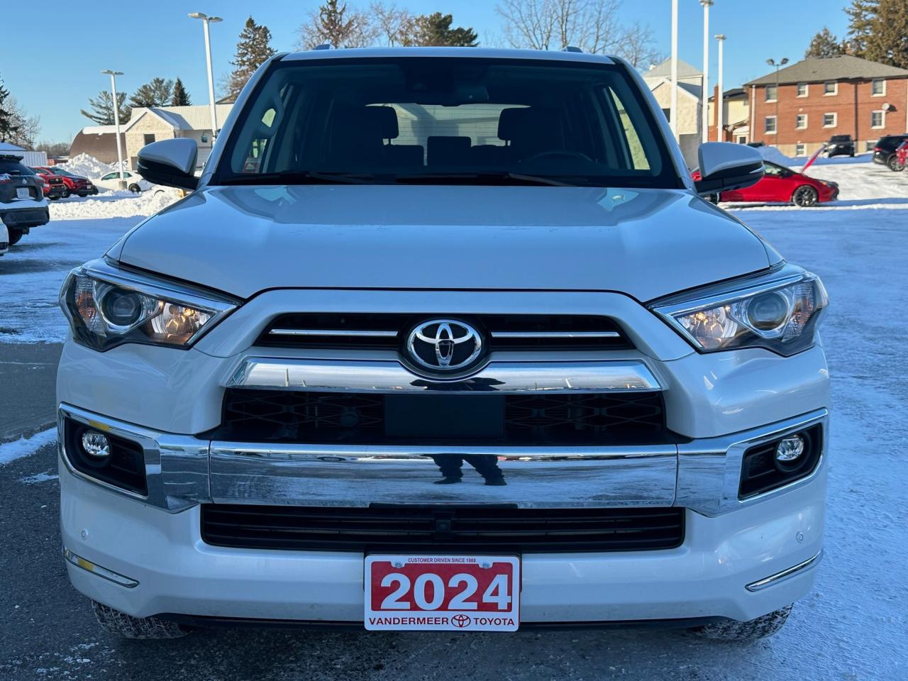 2024 Toyota 4Runner Base 4dr 4x4 Photo