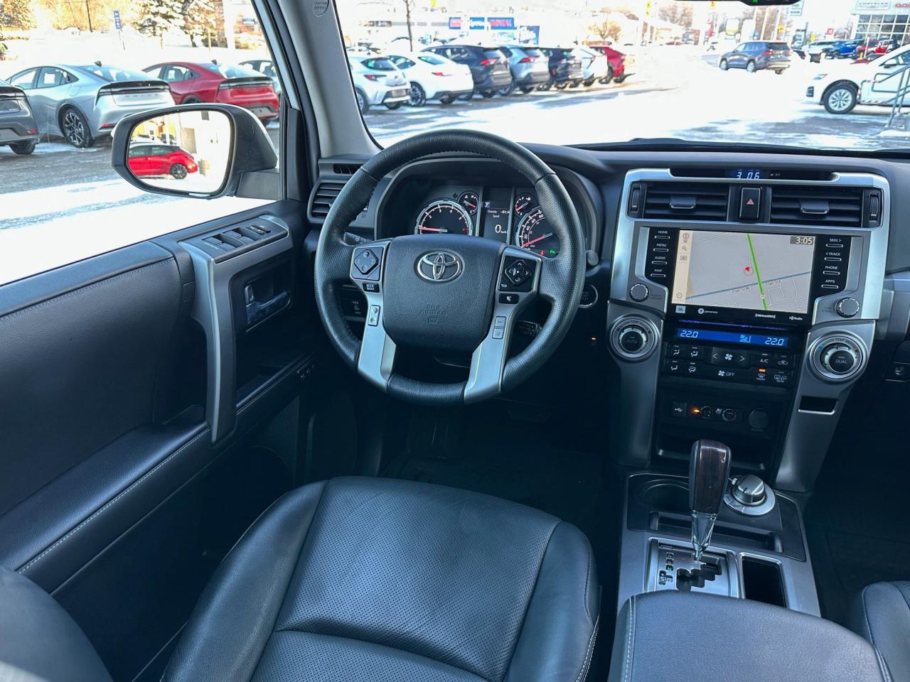 2024 Toyota 4Runner Base 4dr 4x4 Photo