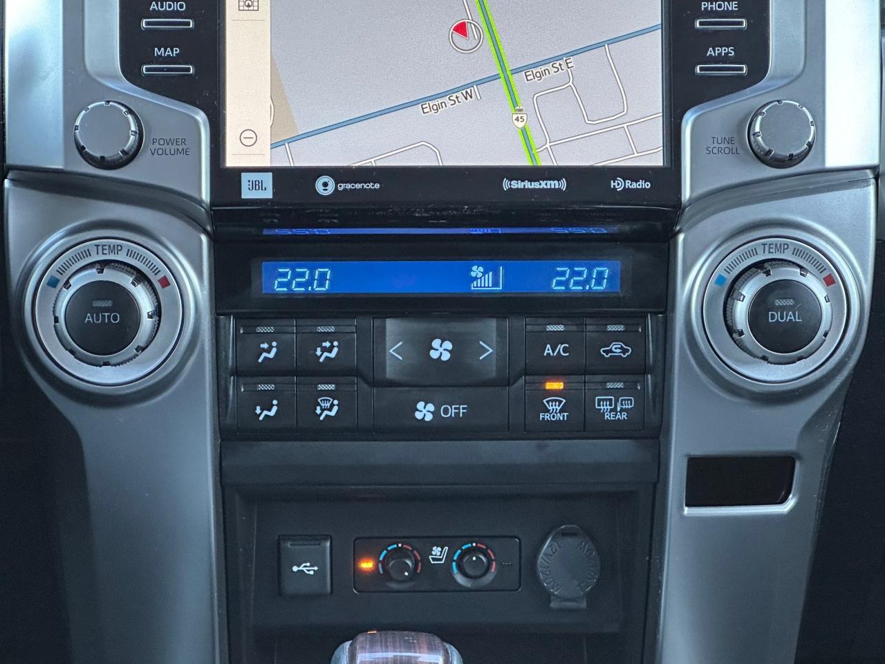 2024 Toyota 4Runner Base 4dr 4x4 Photo