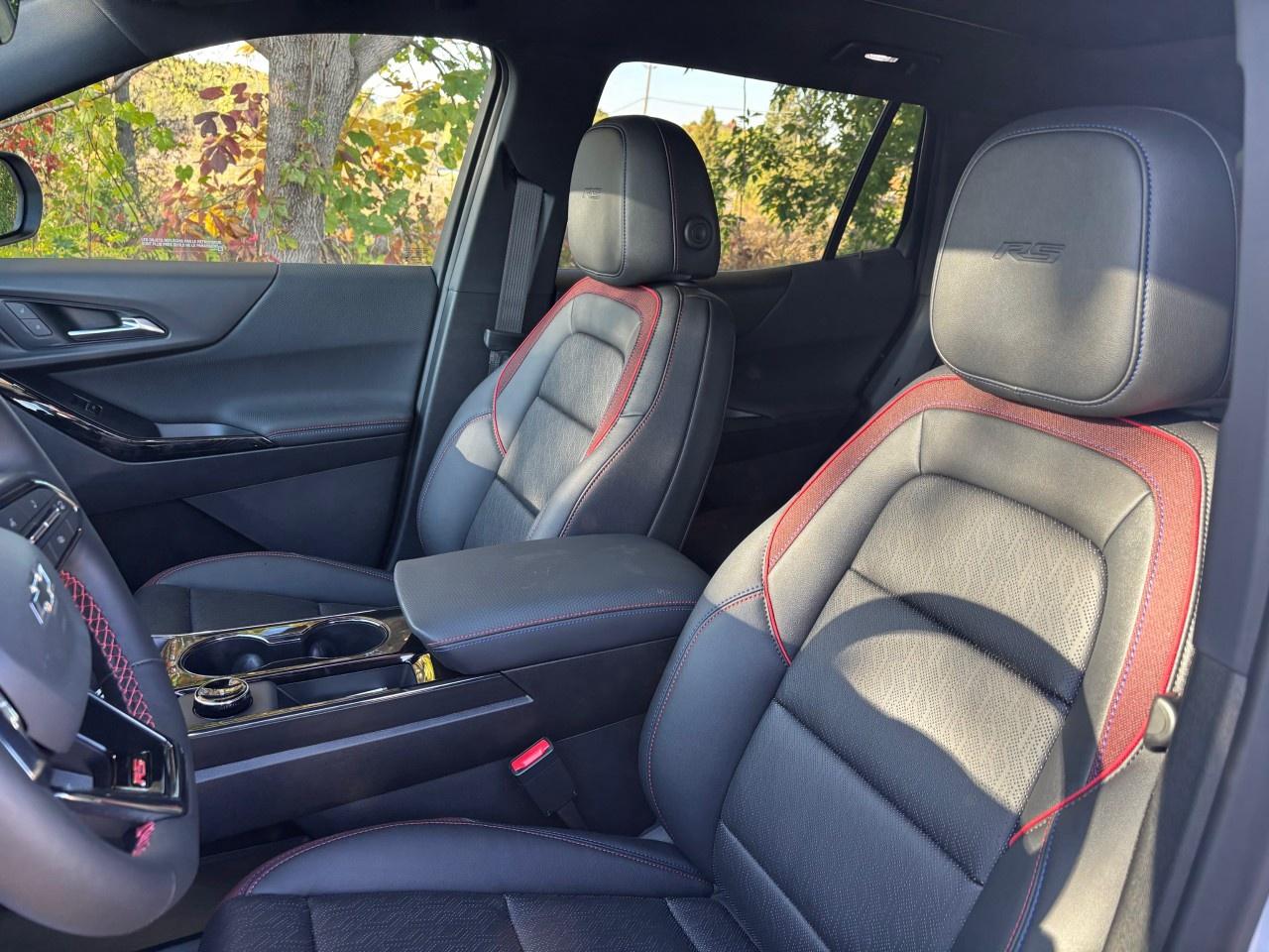 2026 Chevrolet Equinox AWD RS Photo