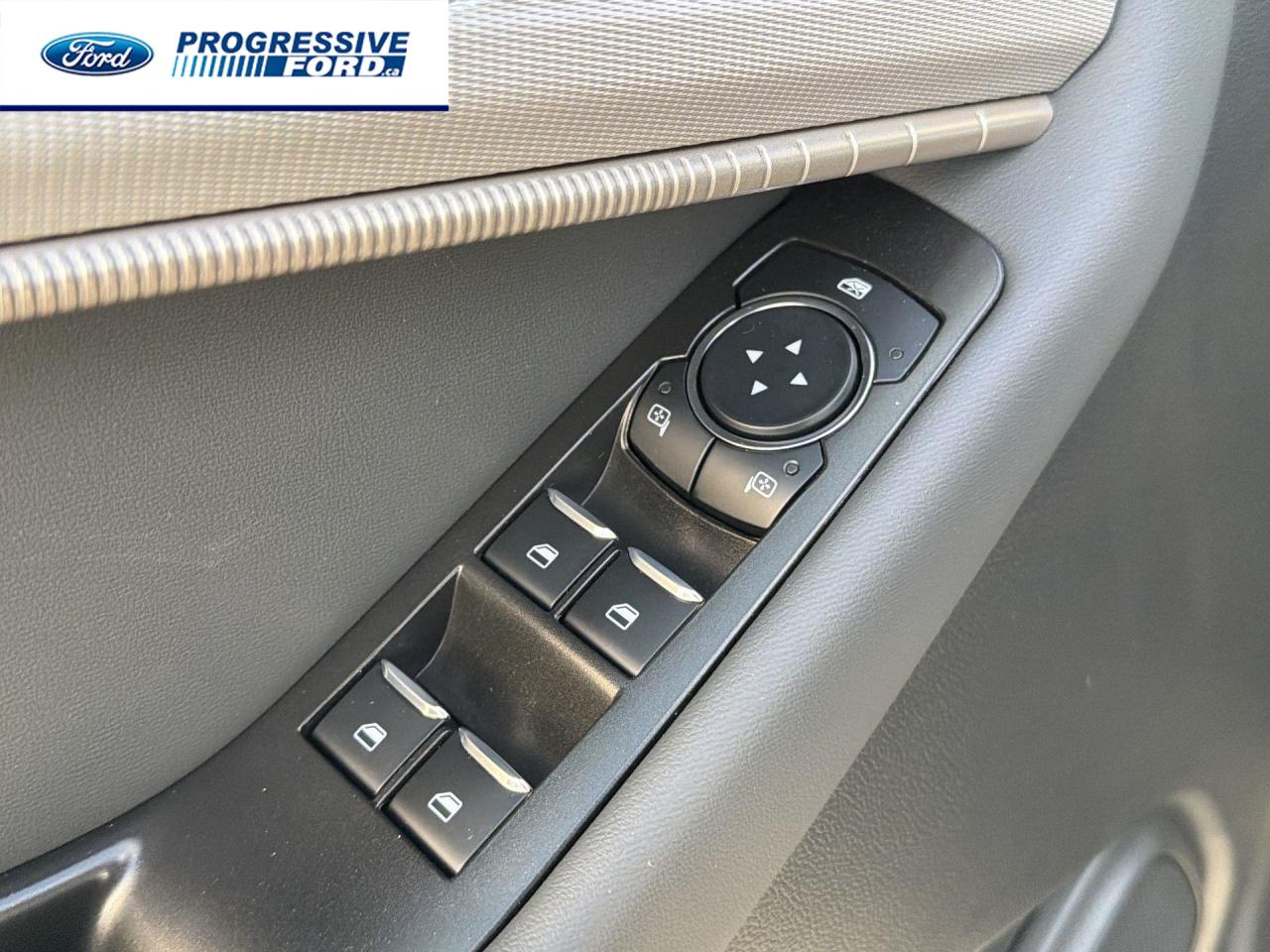 2026 Ford Explorer Active 4dr 4x4 Photo