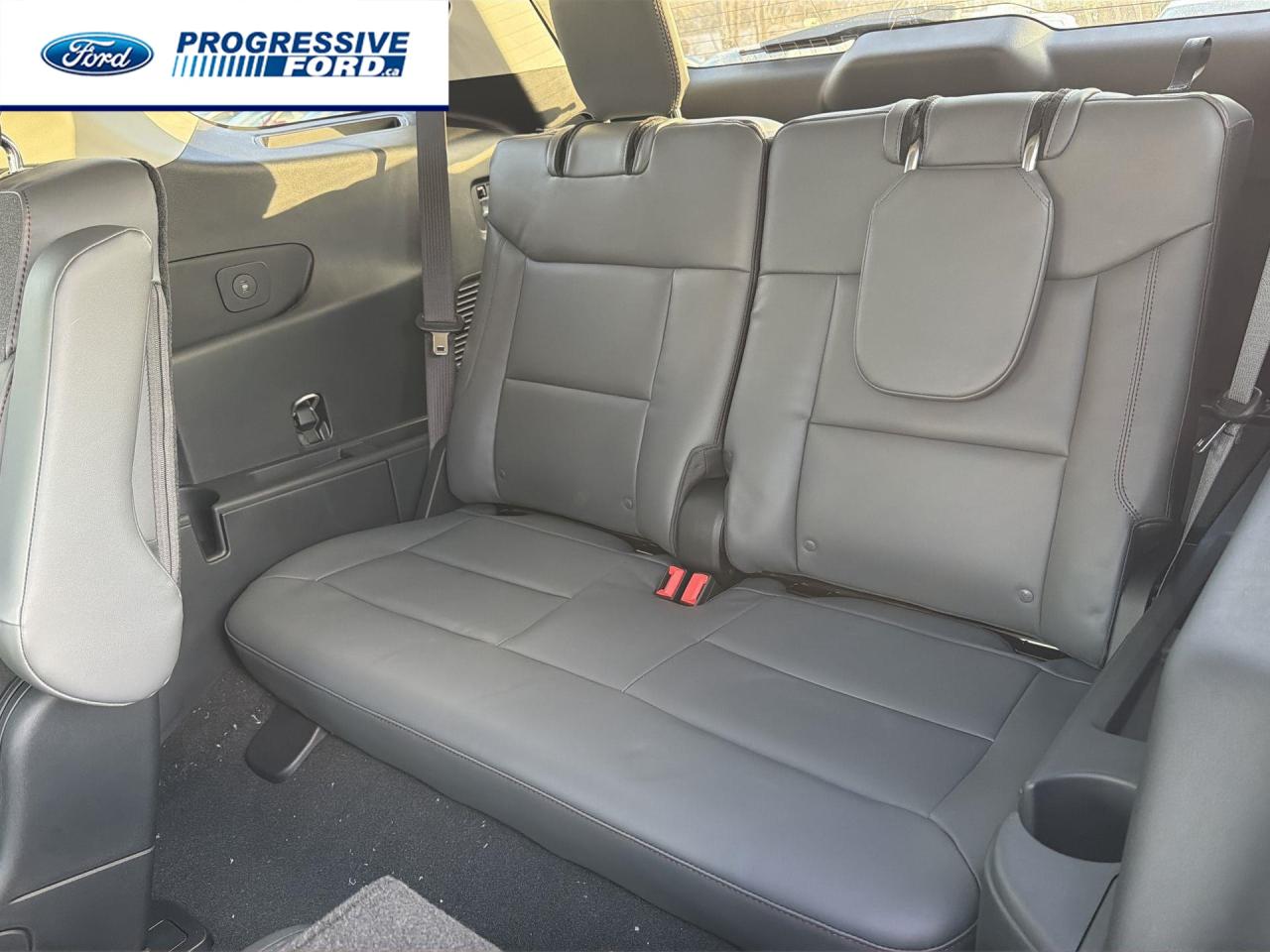 2026 Ford Explorer Active 4dr 4x4 Photo