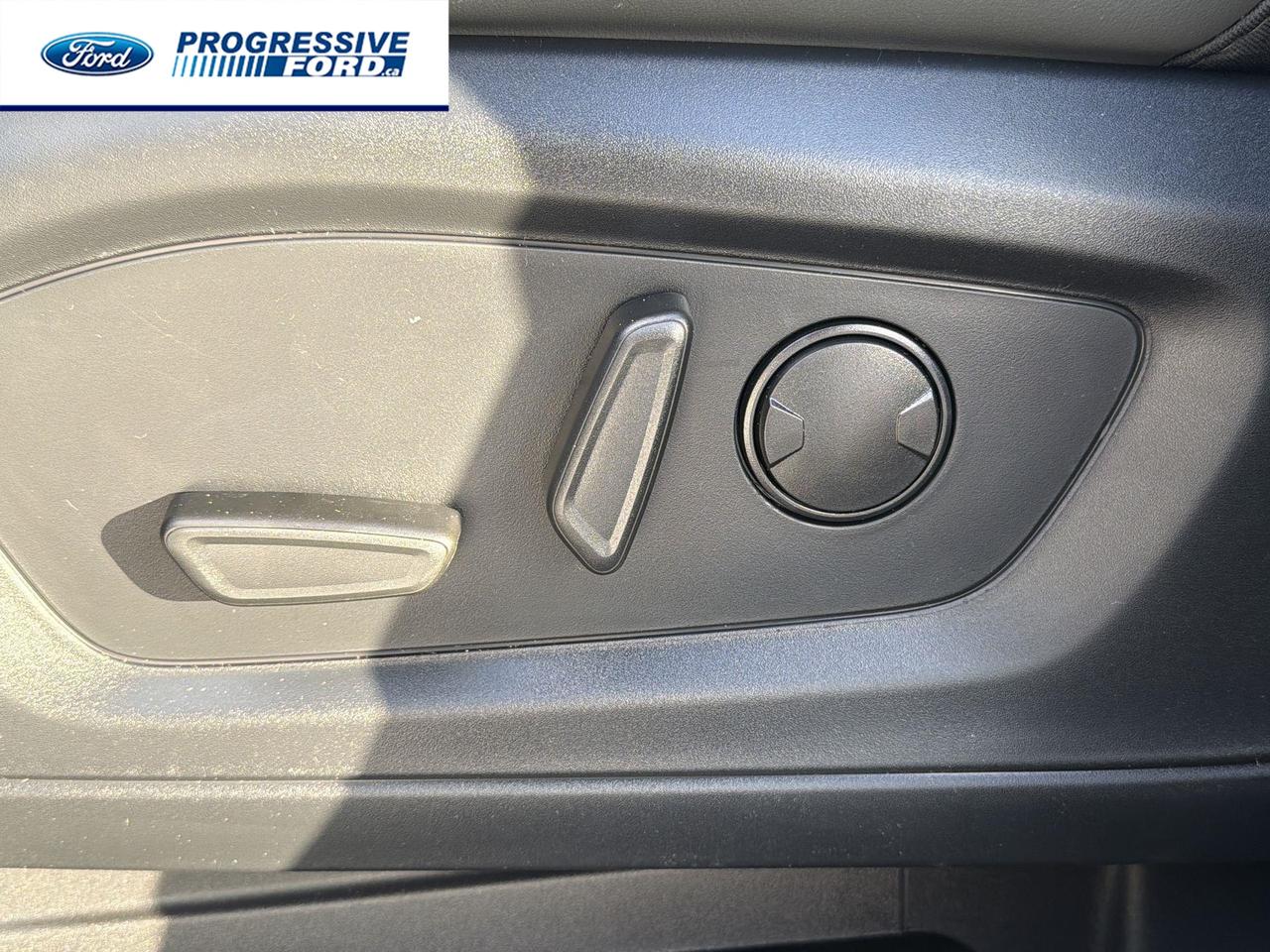 2026 Ford Explorer Active 4dr 4x4 Photo