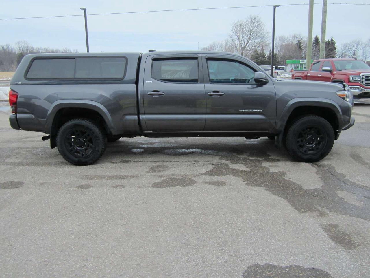 2021 Toyota Tacoma 4x4 Double Cab Auto NO ACCIDENTS Photo