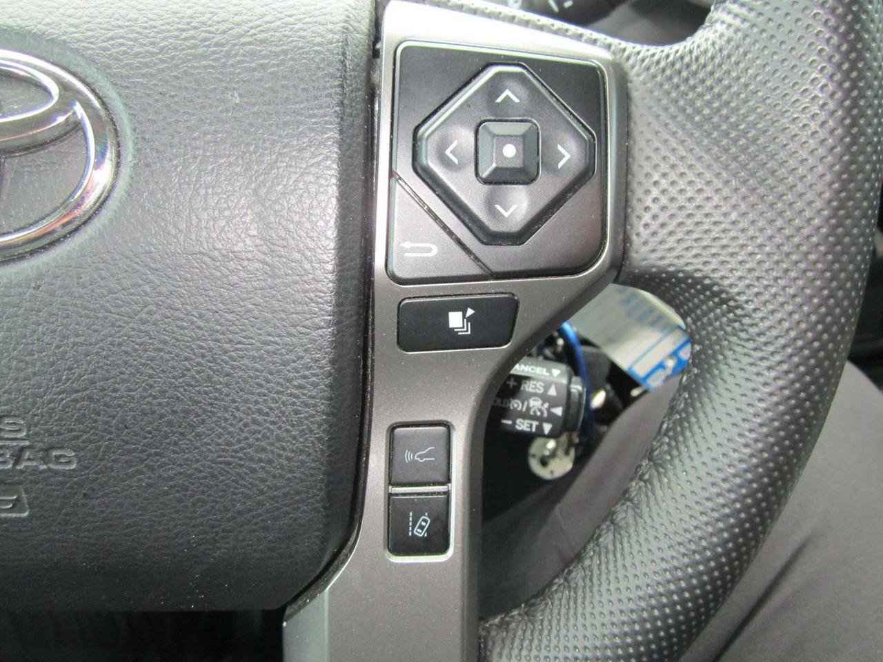 2021 Toyota Tacoma 4x4 Double Cab Auto NO ACCIDENTS Photo