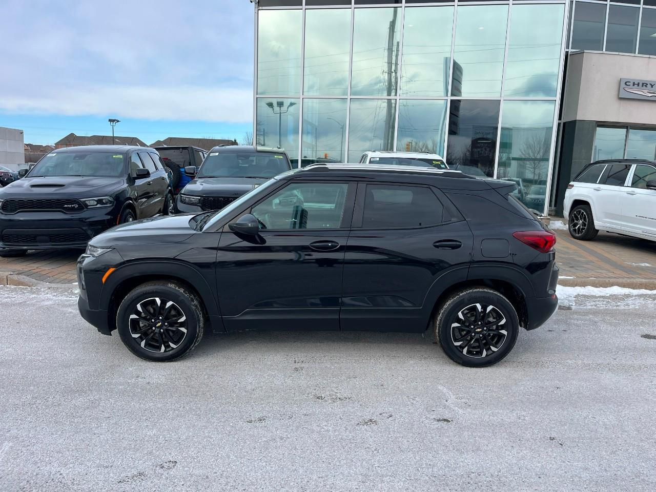 2021 Chevrolet TrailBlazer LT All-Wheel Drive Photo