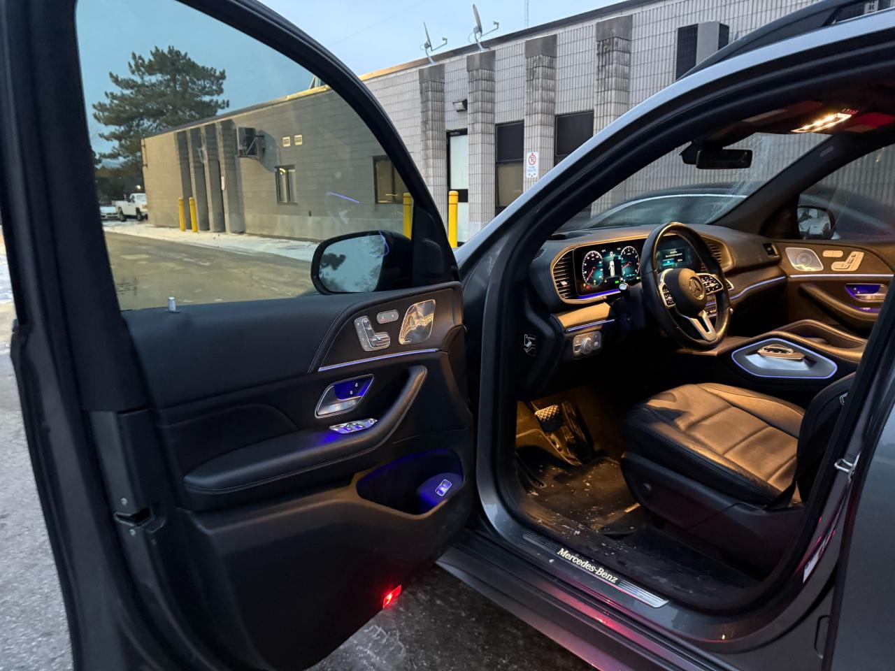 2020 Mercedes-Benz GLE 450 Base GLE 450 4dr 4MATIC Sport Utility Photo