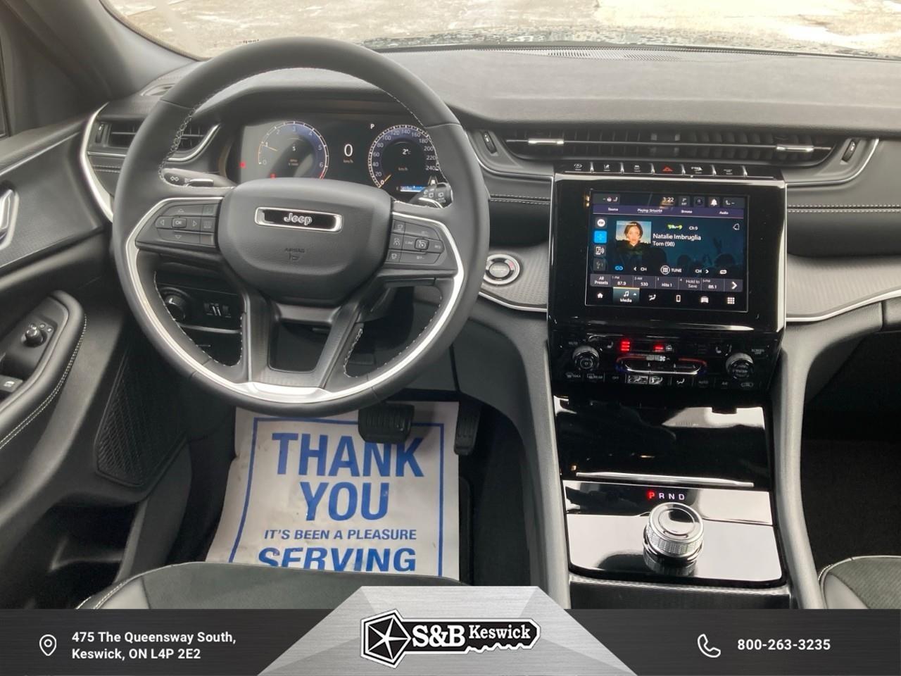 2025 Jeep Grand Cherokee Laredo 4dr 4x4 Photo