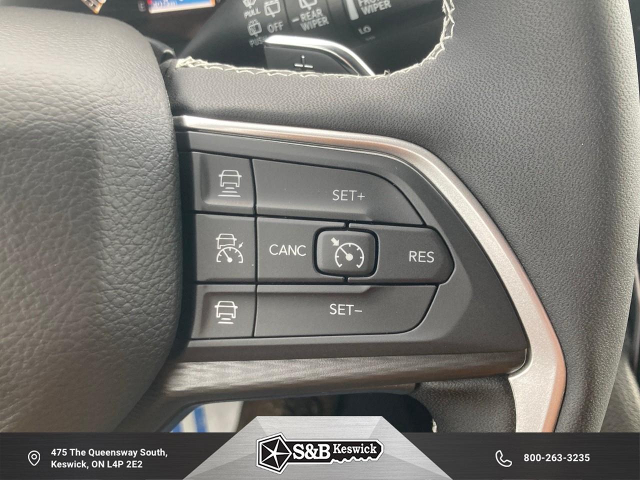 2025 Jeep Grand Cherokee Laredo 4dr 4x4 Photo