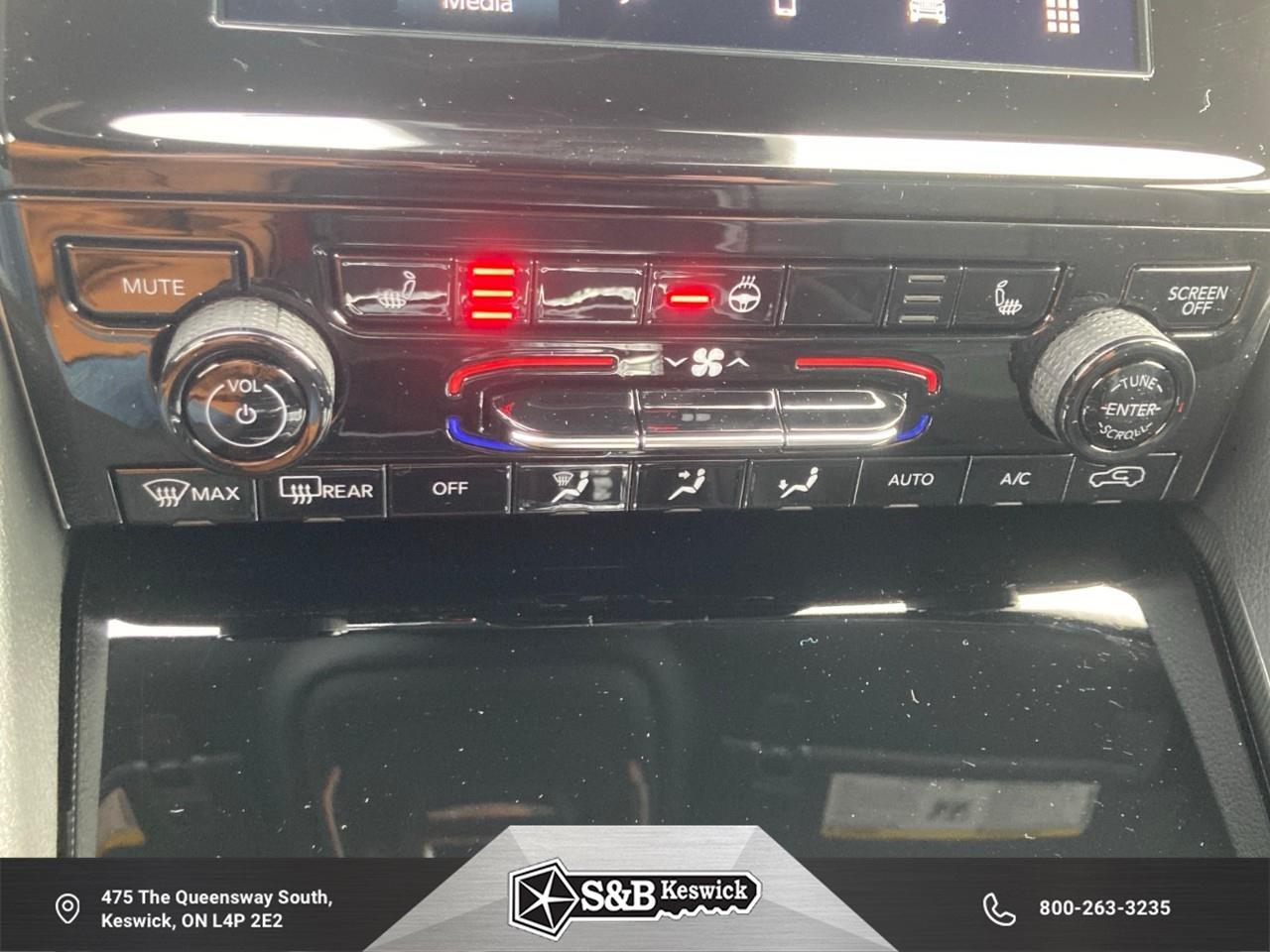 2025 Jeep Grand Cherokee Laredo 4dr 4x4 Photo