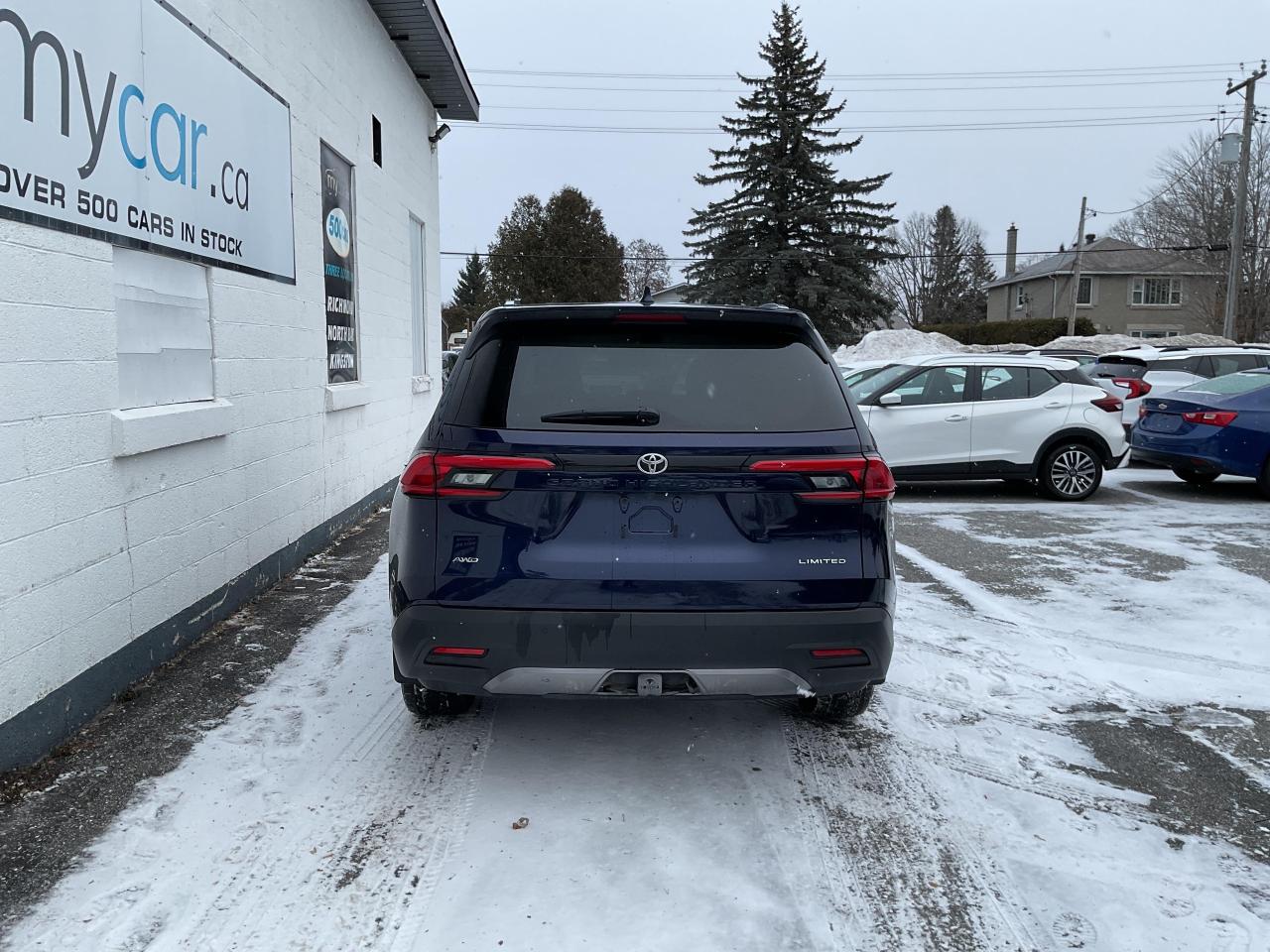 2024 Toyota Grand Highlander  Photo3