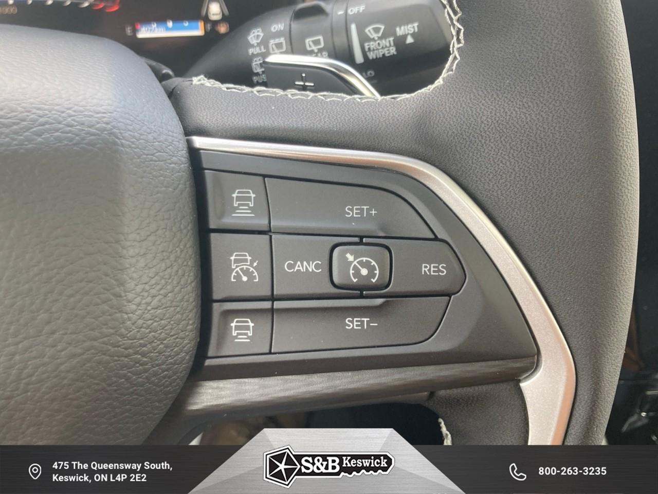 2025 Jeep Grand Cherokee Laredo 4dr 4x4 Photo