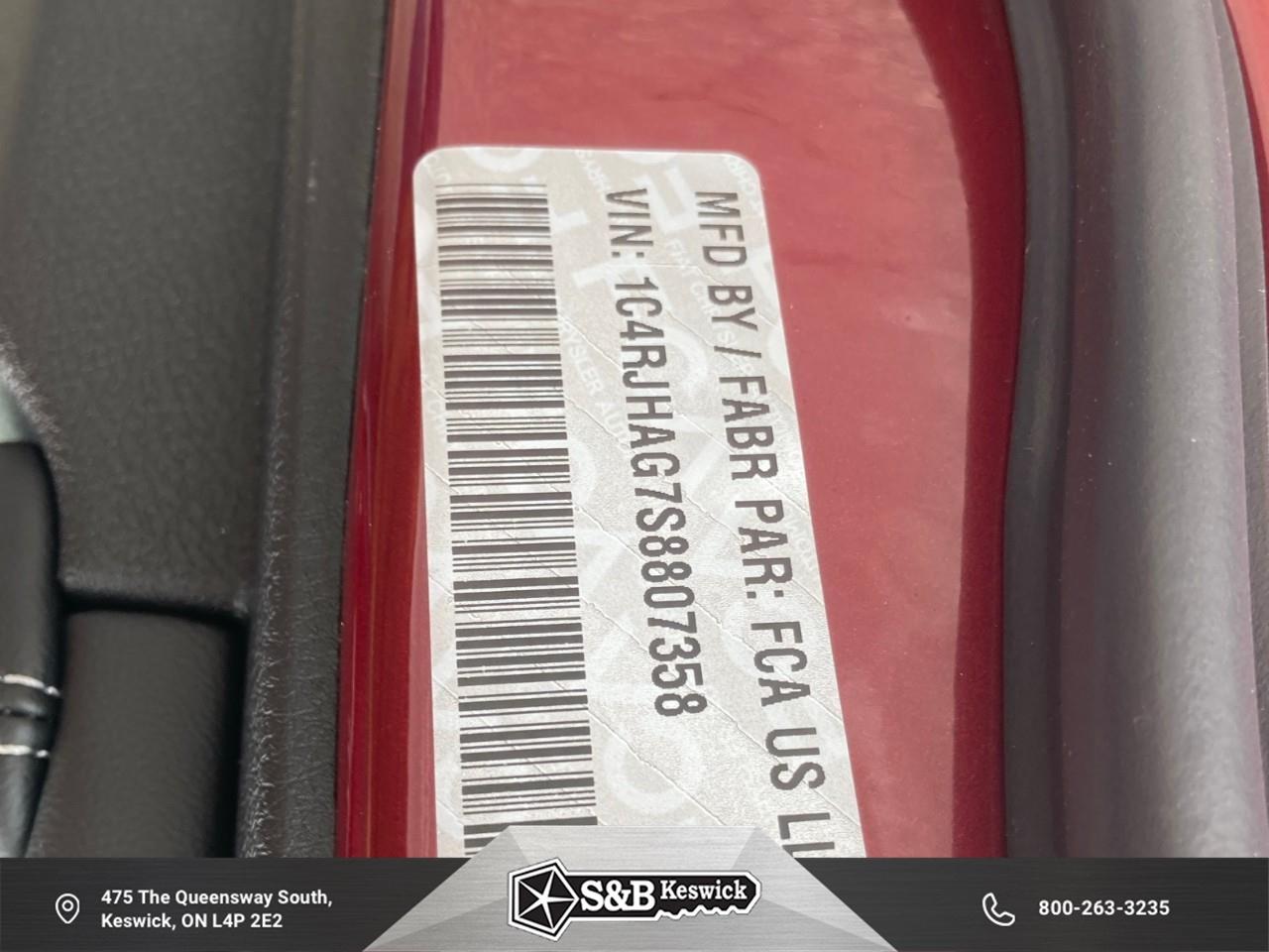 2025 Jeep Grand Cherokee Laredo 4dr 4x4 Photo