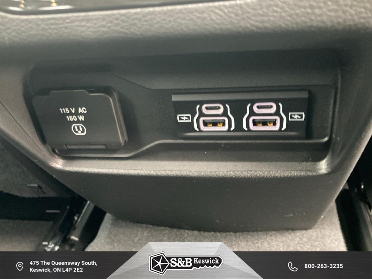 2025 Jeep Grand Cherokee Laredo 4dr 4x4 Photo