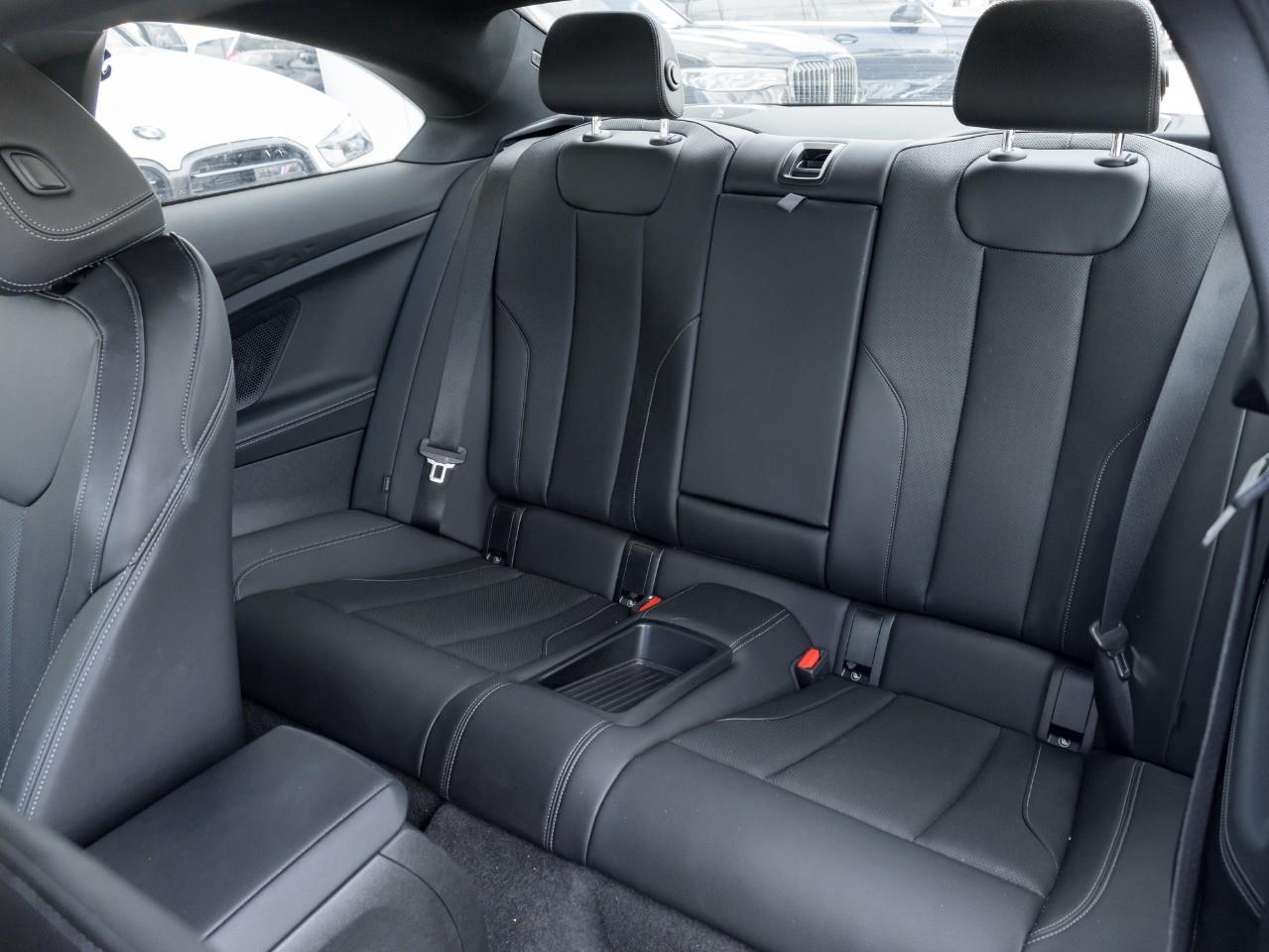 2024 BMW 230 i xDrive 2dr All-Wheel Drive Coupe Photo