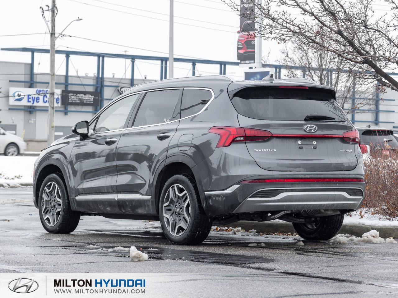 2022 Hyundai Santa Fe HEV Luxury 4dr All-Wheel Drive Photo