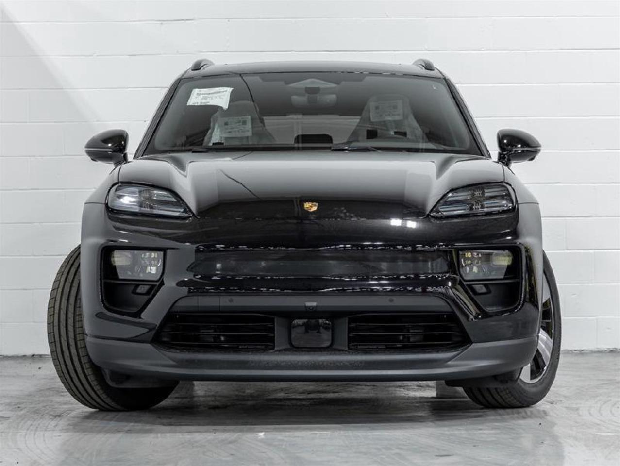 2024 Porsche Macan  Photo